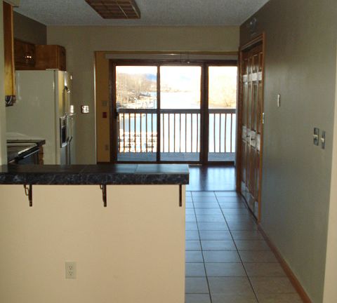 2nd image of 1335 Lauderdale Pl