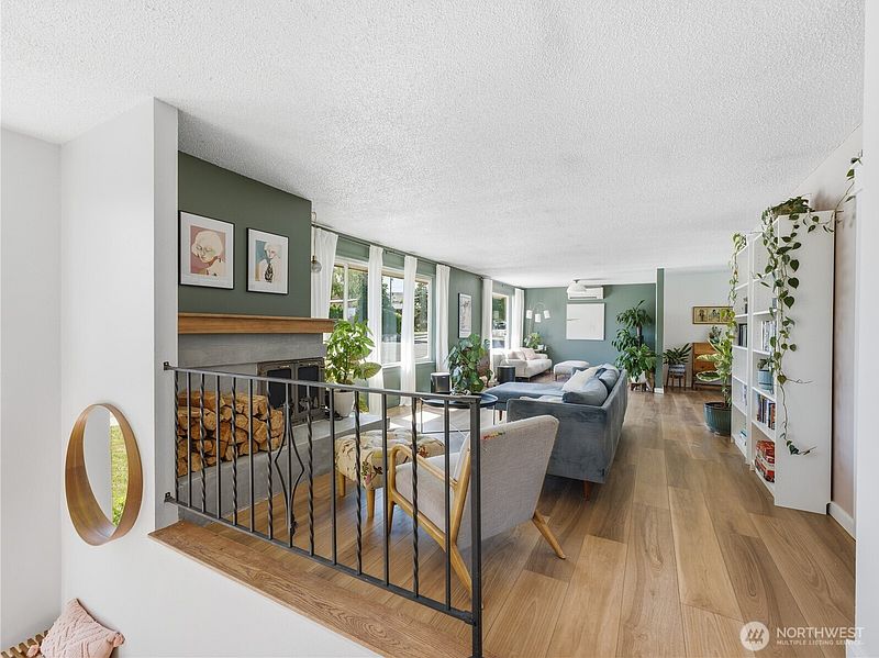 4th image of 1116 Wedgewood Avenue