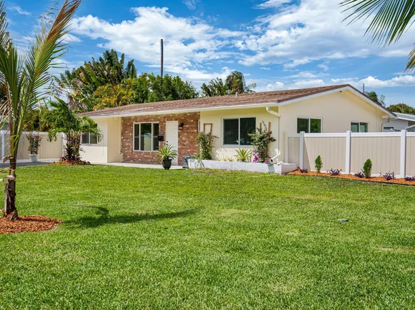 2611 NE 16th St, Pompano Beach, FL 33062