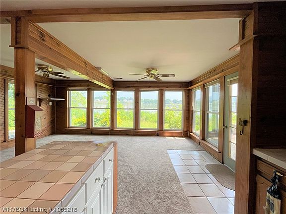 4th image of 5906 Driftwood Ln