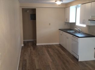 1926 Hillcrest Ave APT 2B, Enumclaw, WA 98022