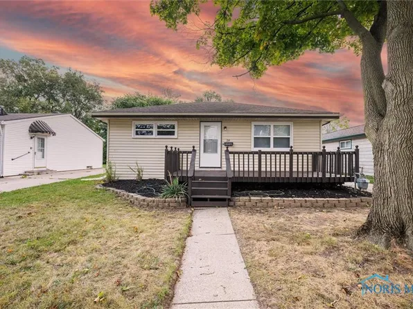 719 Custer Dr, Toledo, OH 43612
