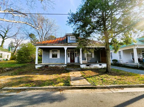 1321 Moore St, South Boston, VA 24592