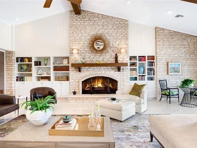 301 Comet Cv, Lakeway, TX, 78734