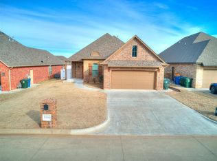 2414 Forest Crossing Dr, Choctaw, OK 73020