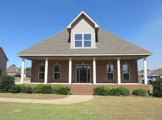 1920 Clear Branch Rd, Deatsville, AL 36022