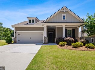 725 Calbert Cir, Marietta, GA