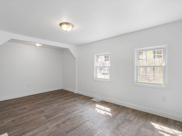 2 Benview Dr