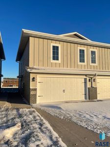 9526 W Tunis Dr, Sioux Falls, SD, 57106