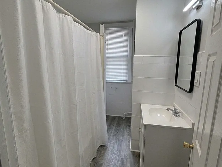 64 Van Buren St #1 — Photo 9