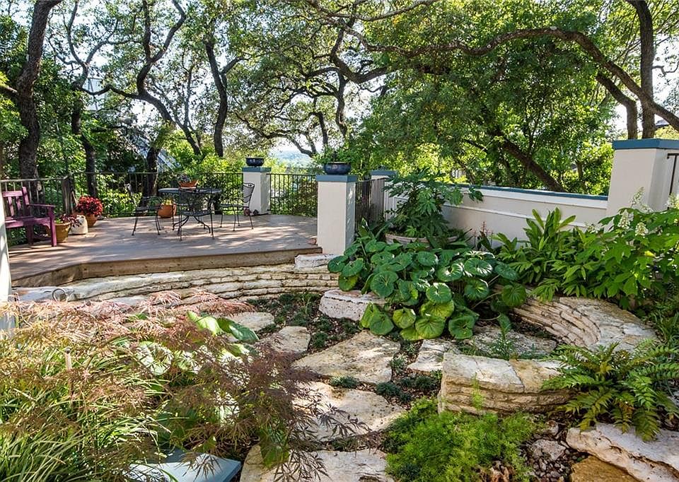 2nd image of 3405 Mount Bonnell Rd