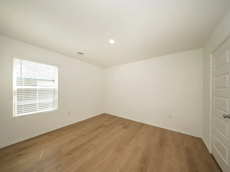5908 Norway Spruce St — Photo 14