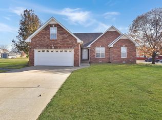 3896 Gaine Dr, Clarksville, TN 37040