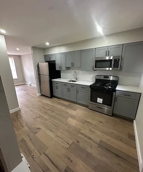 2723 Sears St — Photo 7