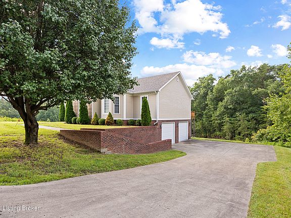 3rd image of 2001 Haven Oak Ct
