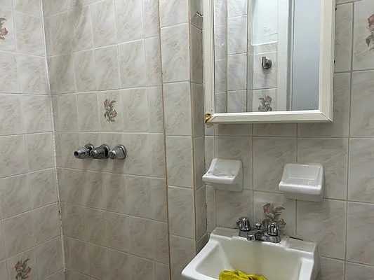 Rented by Prince Real Estate Associates LLC | media 13