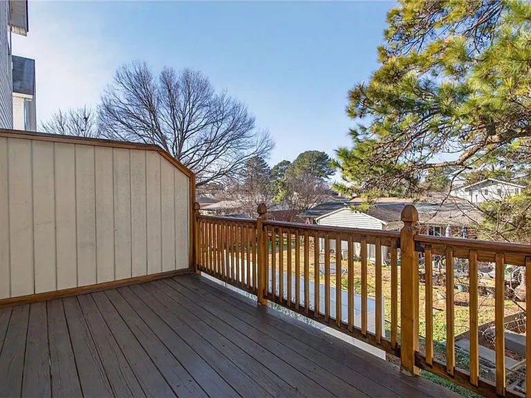 8125 Redmon Rd #B — Photo 20