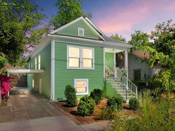 2975 42nd St, Sacramento, CA 95817