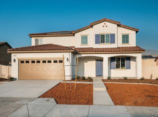 1031 Bordeaux Ln, San Jacinto, CA 92582