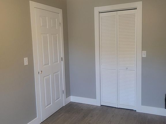 4th image of 206 E Erie St APT 2