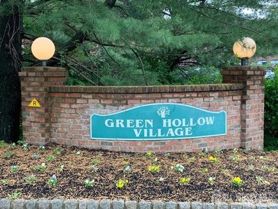 504 Green Hollow Dr, Iselin, NJ, 08830