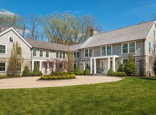 17 Windabout Dr, Greenwich, CT 06831
