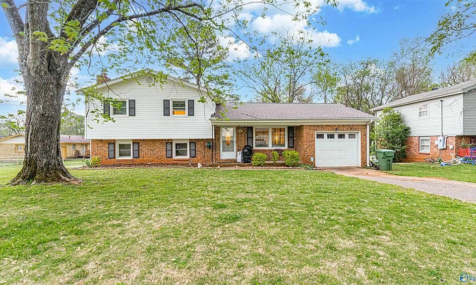 1st image of 4701 Grantland Dr NW