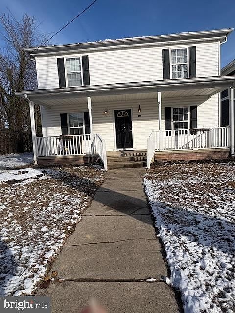 1st image of 308 N Main St APT A