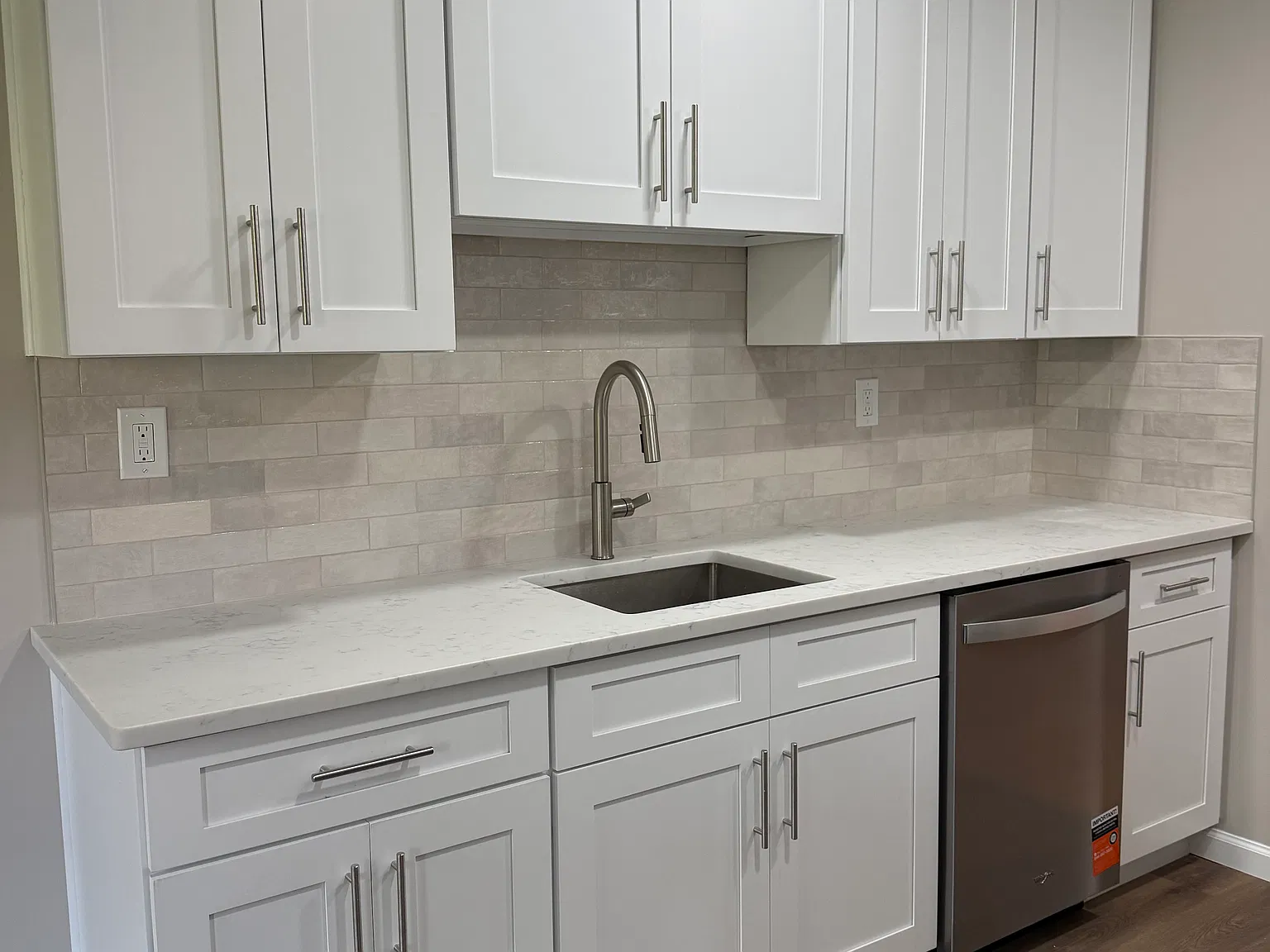 2 bed, 1.5 bath, 1100 sqft, $3,100 — Photo 4