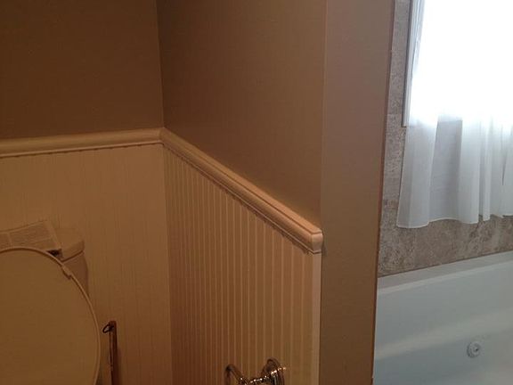 4th image of 25 Garrecht Ln