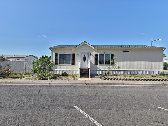 4th image of 2552 Thorn Oak Dr Space 40