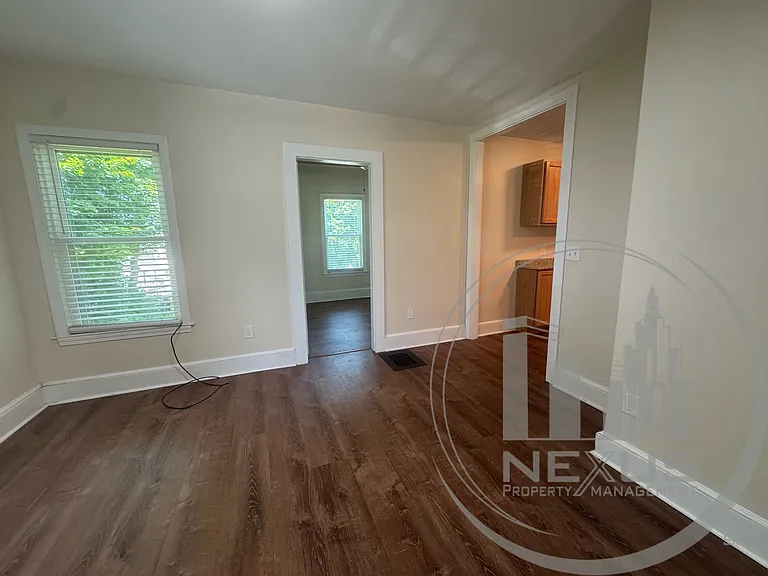21 Alston Pl #A — Photo 8