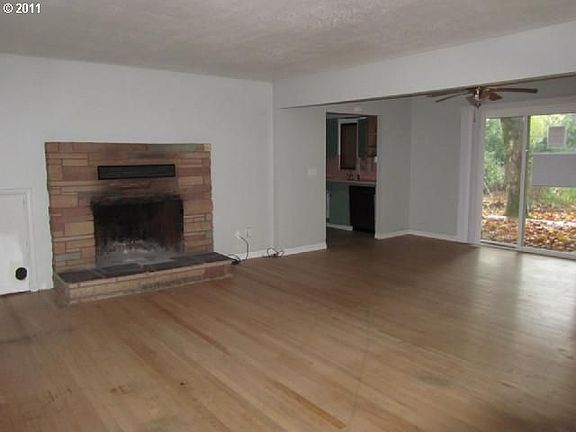 3rd image of 10735 SE 70th Ave