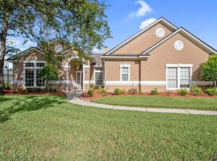 242 Edgewater Branch Dr, Saint Johns, FL 32259