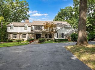 28899 Millbrook Rd, Farmington Hills, MI 48334