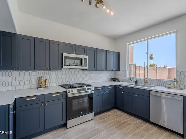 3233 E SEQUOIA Drive, Phoenix, AZ 85050