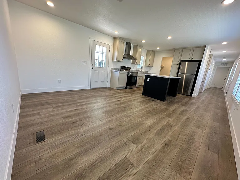 2060 N Center St #410 — Photo 10