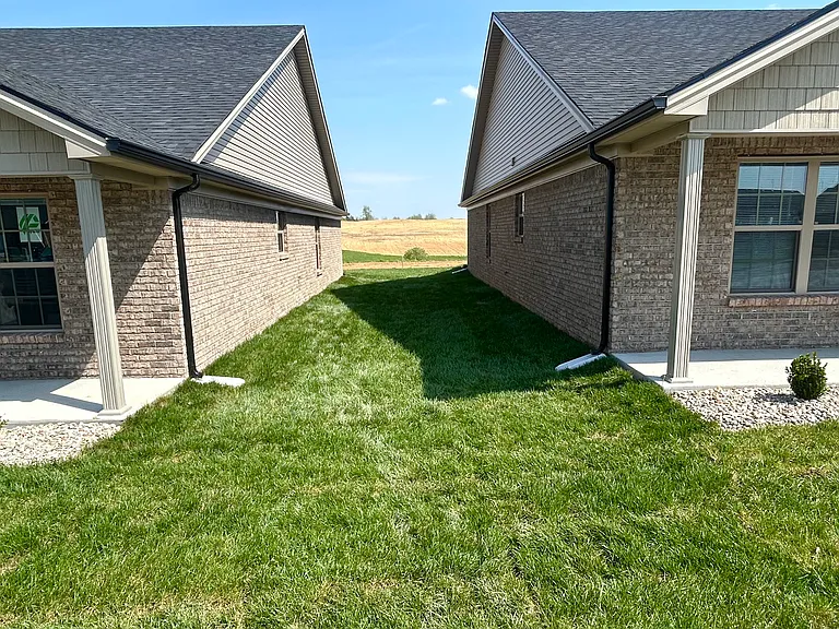 7034 Caravan Dr — Photo 13