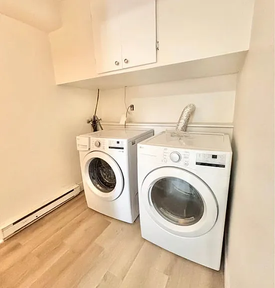 114 Clarence Ave — Photo 7
