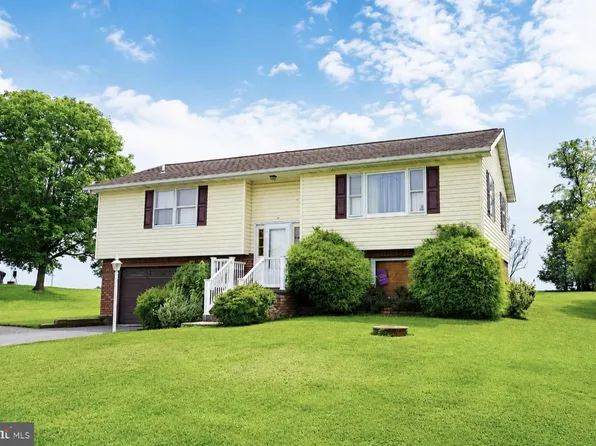 533 Grant Dr, Gettysburg, PA 17325