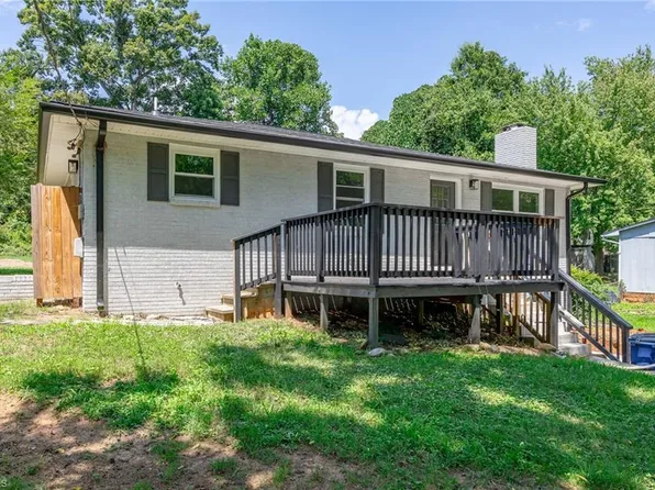 205 Lancaster St, Winston Salem, NC 27106