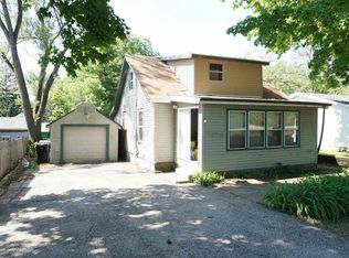 2106 Saint Lawrence Ave, Beloit, WI 53511