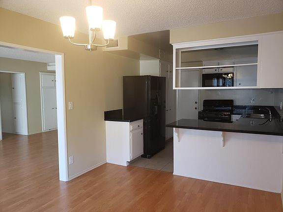 4th image of 1210 N Flores St APT 3