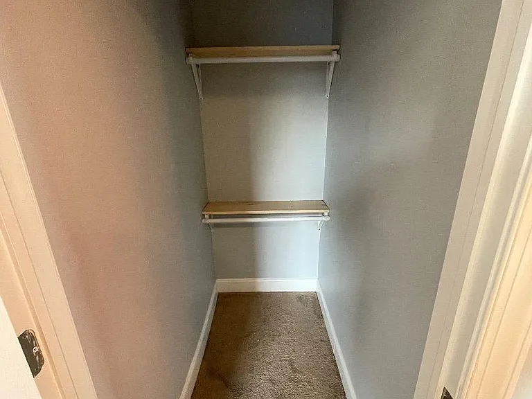 607 Electric St — Photo 17