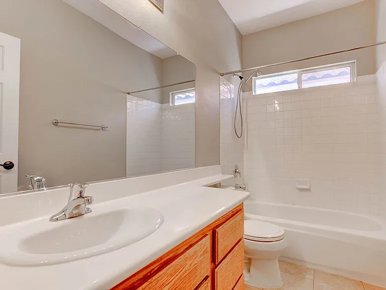 809 Royal Birch Ln — Photo 25