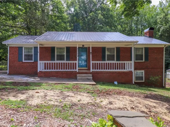 4314 Forestwood Dr, Greensboro, NC 27405