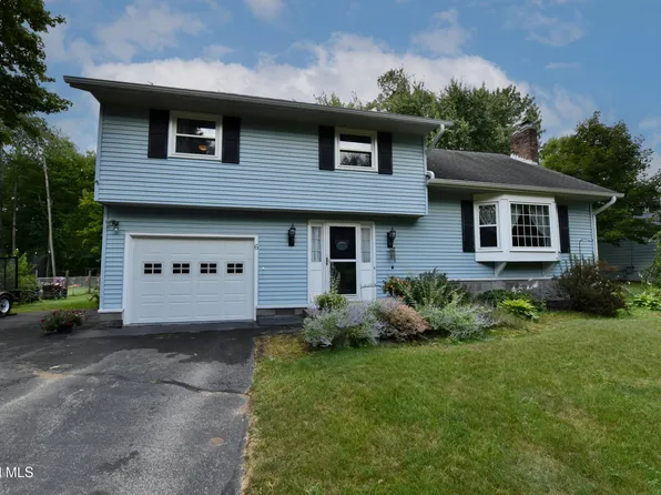 6 Gretel Terrace, Ballston Lake, NY 12065