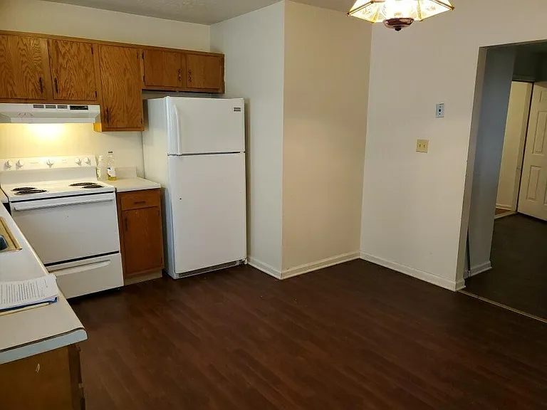 4620 Southern Pkwy #8 — Photo 5