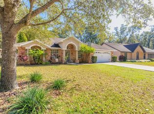 431 Secluded Oaks Trl, Deland, FL 32724