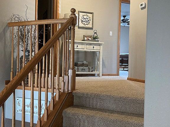 Upper Level Landing